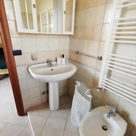 Rita - Casa Vista Mare - Punta Penna Apartment *