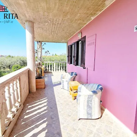 Rita - Casa Vista Mare - Punta Penna Apartment