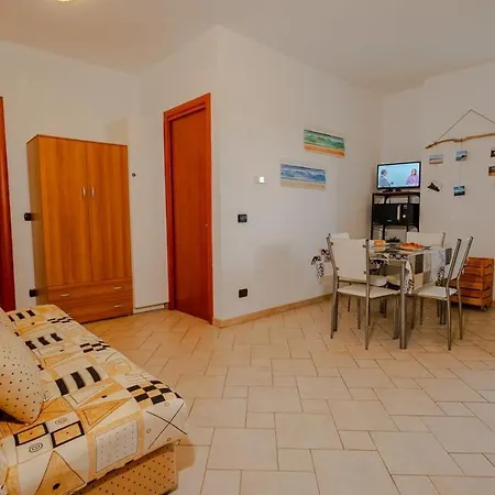 Rita - Casa Vista Mare - Punta Penna Apartment *