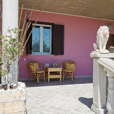 Rita - Casa Vista Mare - Punta Penna Apartment *