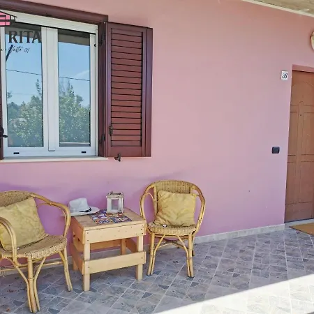 Rita - Casa Vista Mare - Punta Penna Apartment